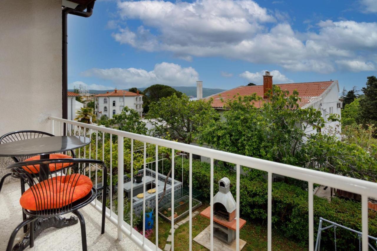 Adrijana 2 Apartment Кърк Екстериор снимка
